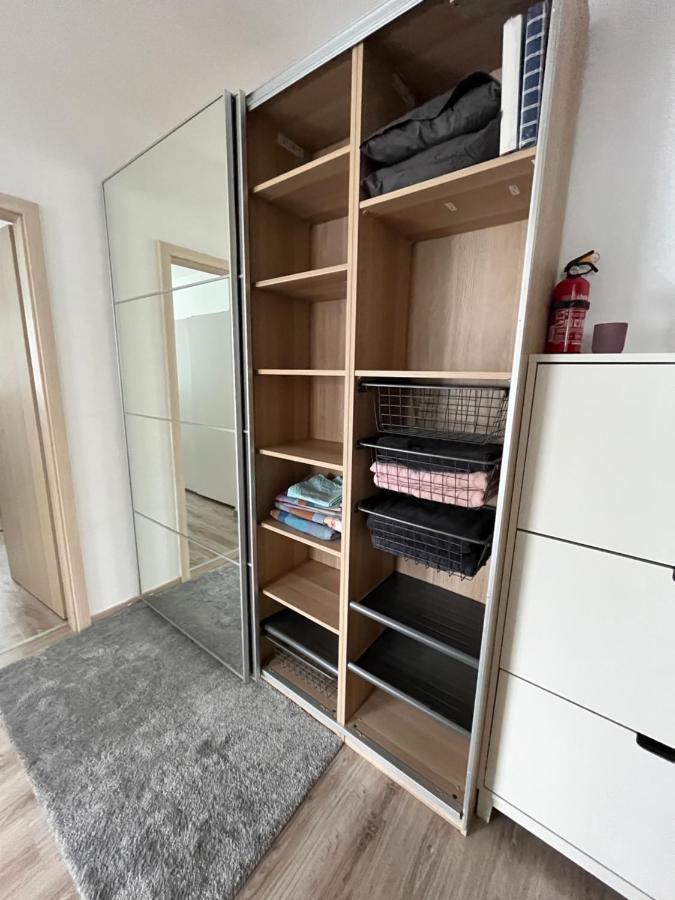 Diamond Apartments - 3 Bedroom, Luxurious Apartment In The Heart Of The City Будапеща Екстериор снимка