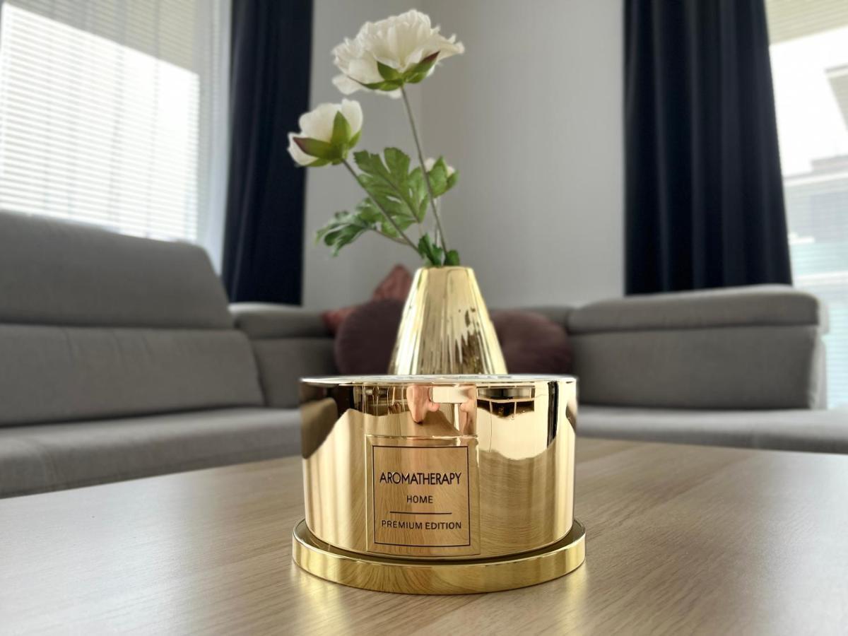 Diamond Apartments - 3 Bedroom, Luxurious Apartment In The Heart Of The City Будапеща Екстериор снимка